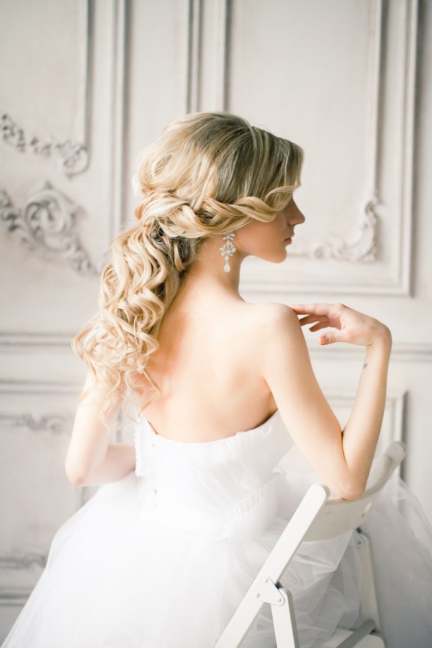 Half Up Half Down Hairstyle For Wedding
 20 Awesome Half Up Half Down Wedding Hairstyle Ideas