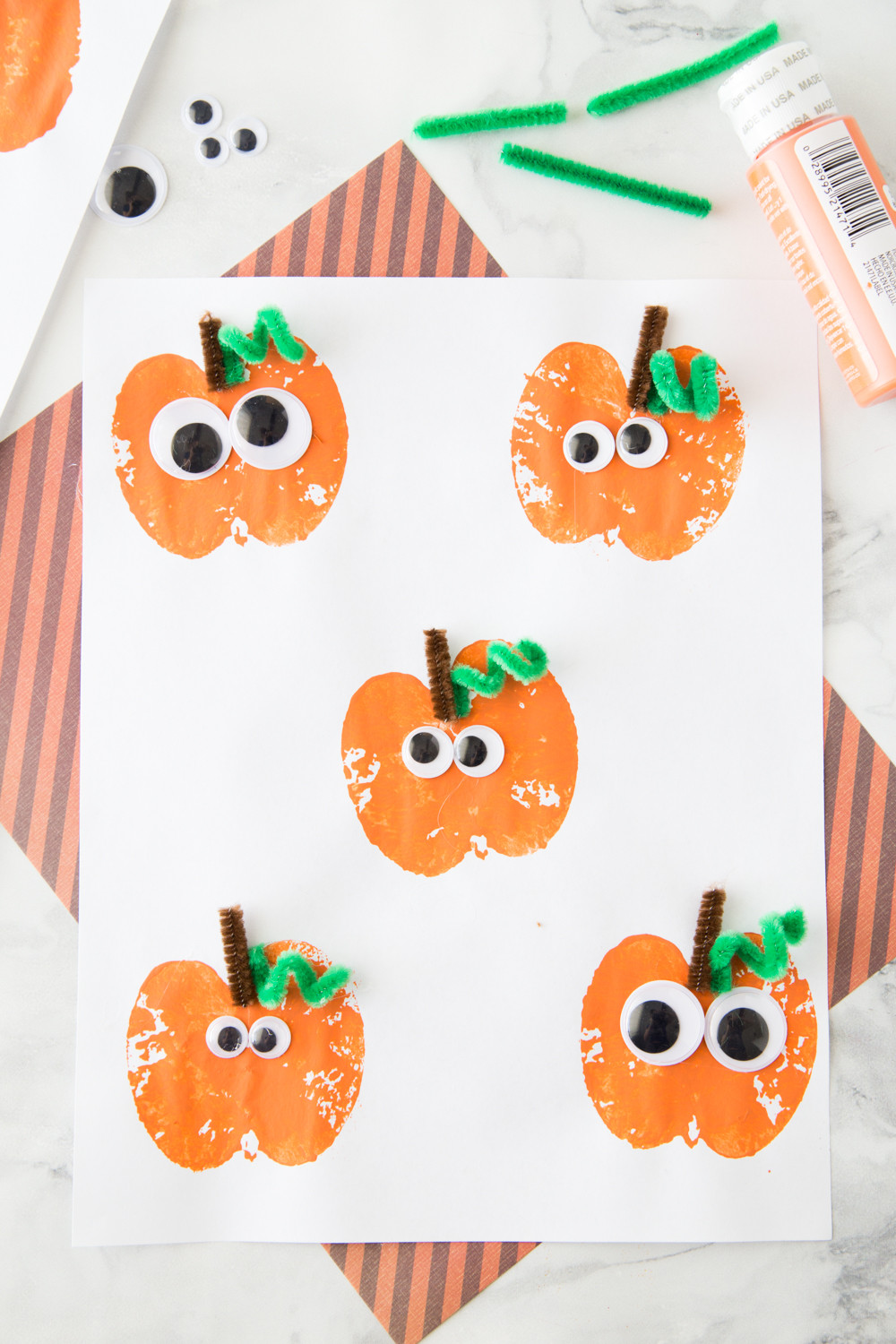 Halloween Craft Ideas Preschool
 Apple Stamping Pumpkin Craft Made To Be A Momma