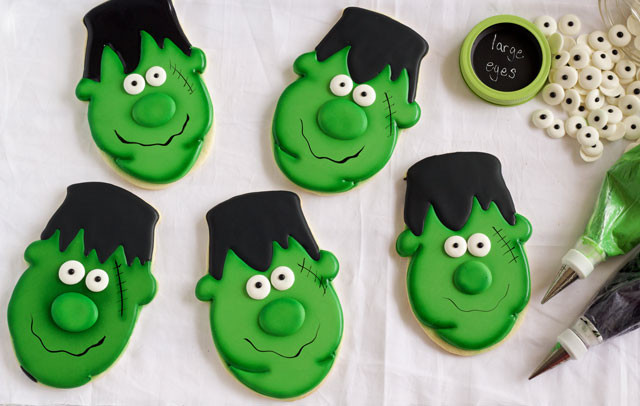 Halloween Decorated Sugar Cookies
 Easy Frankenstein Cookies