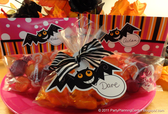 Halloween Party Bags Ideas
 Cute Food For Kids 27 DIY Creative Treat Bag Party