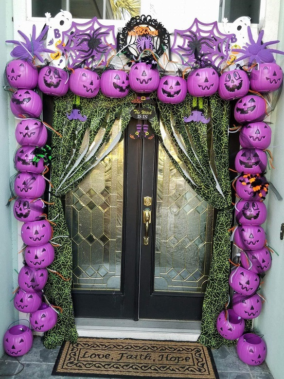 Halloween Party House Decorating Ideas
 DIY Halloween Decorations for Outdoor