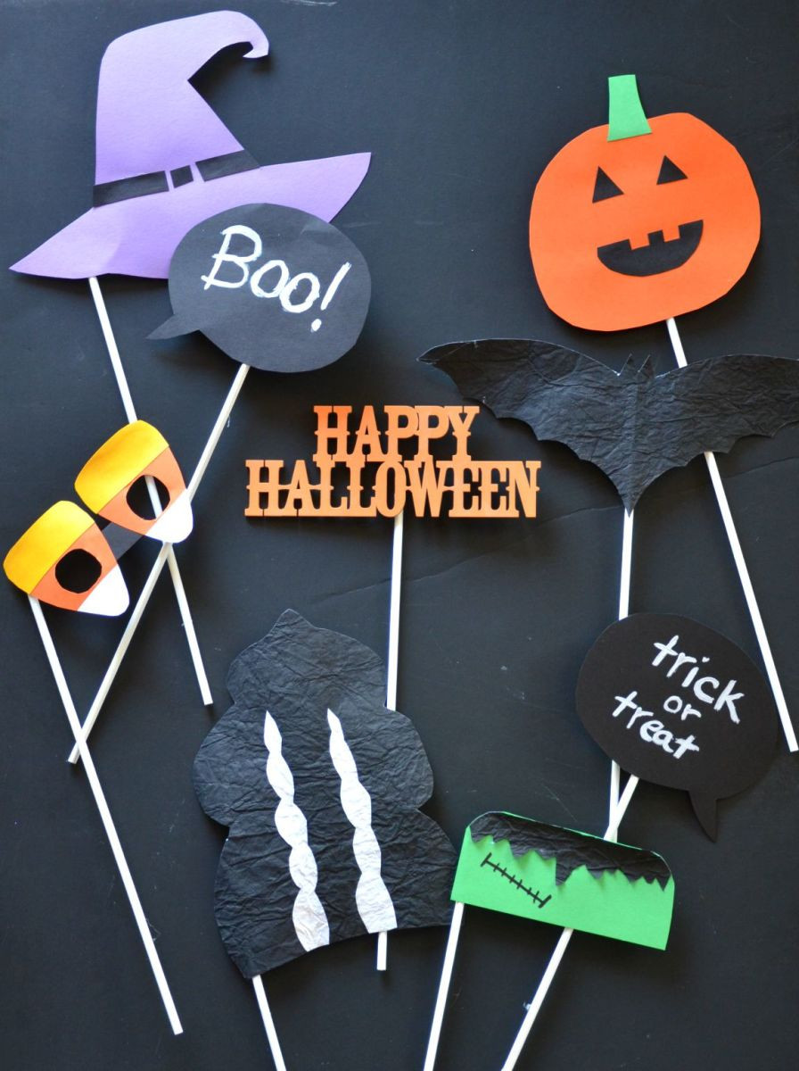Halloween Party Photo Booth Ideas
 Three Impressive Yet Easy Halloween Ideas