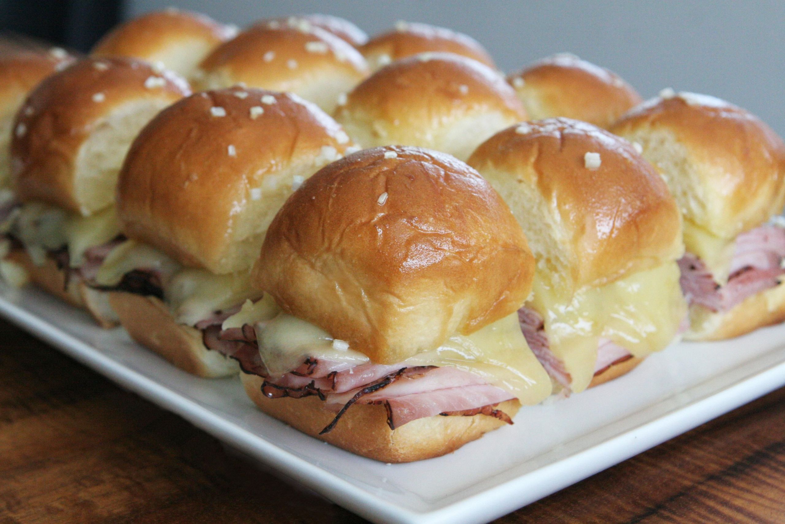 Hawaiian Rolls Turkey Sandwiches
 Mini Baked Ham Sandwiches Recipe