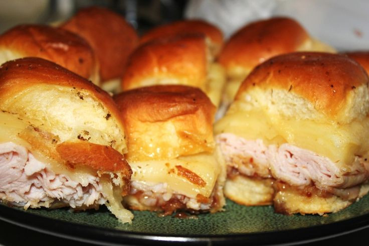 Hawaiian Rolls Turkey Sandwiches
 Pinterest Projects and Food graphy…Part 2