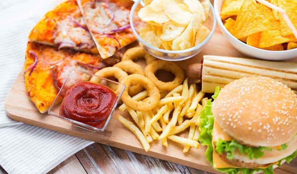 Healthy Fast Food Snacks
 Food regulator might soon label chips samosas as junk