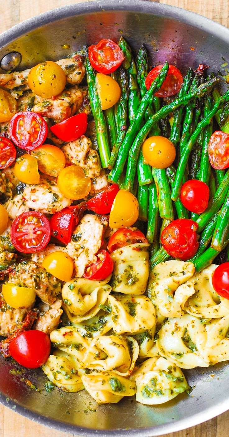 Healthy Summer Dinner
 e Pan Pesto Chicken Tortellini and Veggies Asparagus