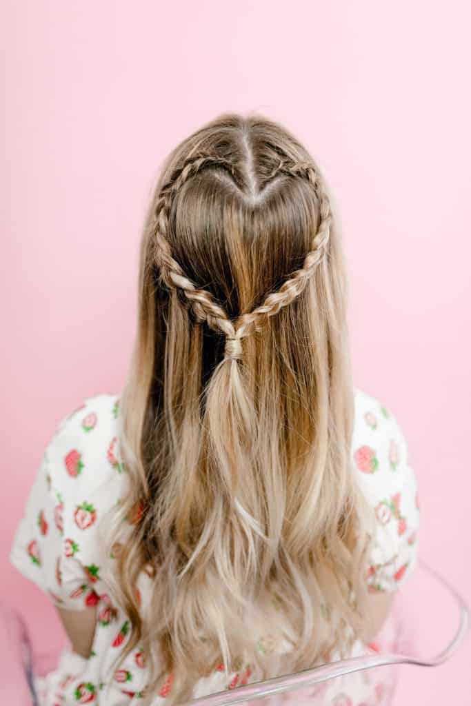 Heart Braids Hairstyles
 Easy Heart Shaped Braid A Beautiful Mess