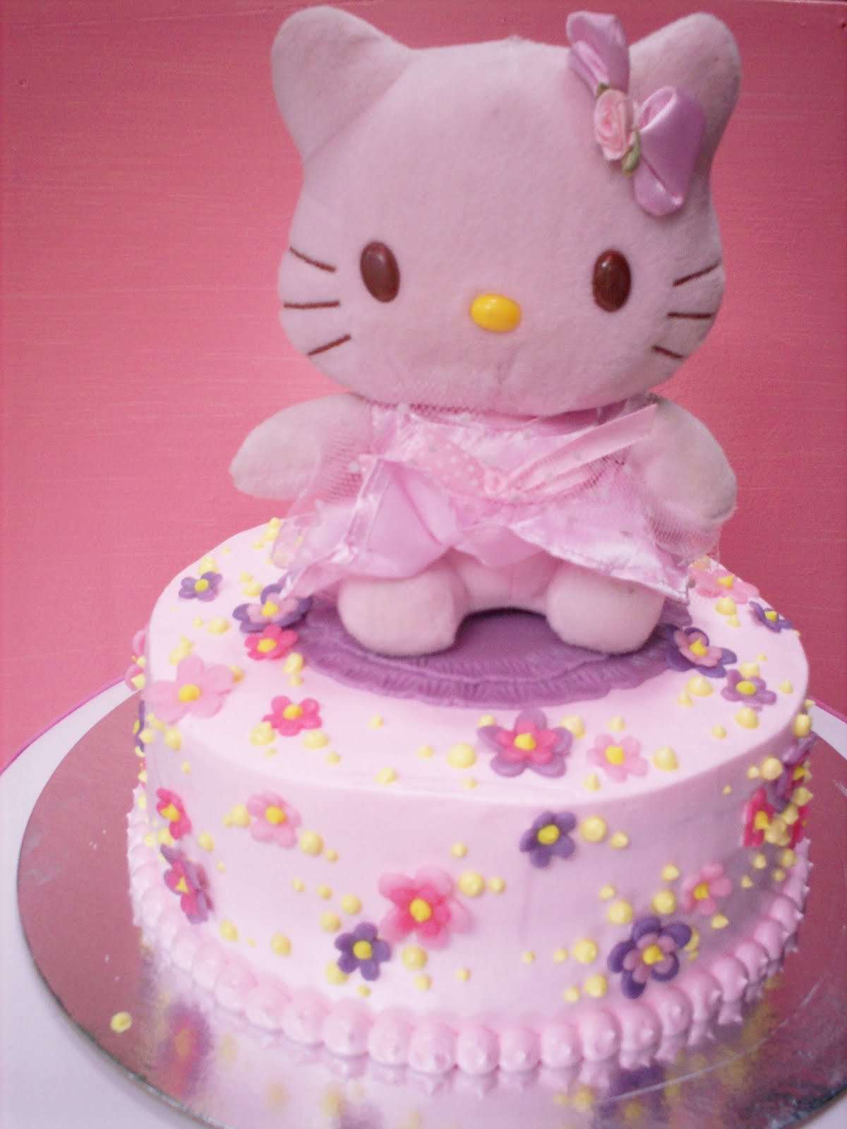 Hello Kitty Birthday Cakes
 PaupiCakes Hello Kitty First Birthday Cake