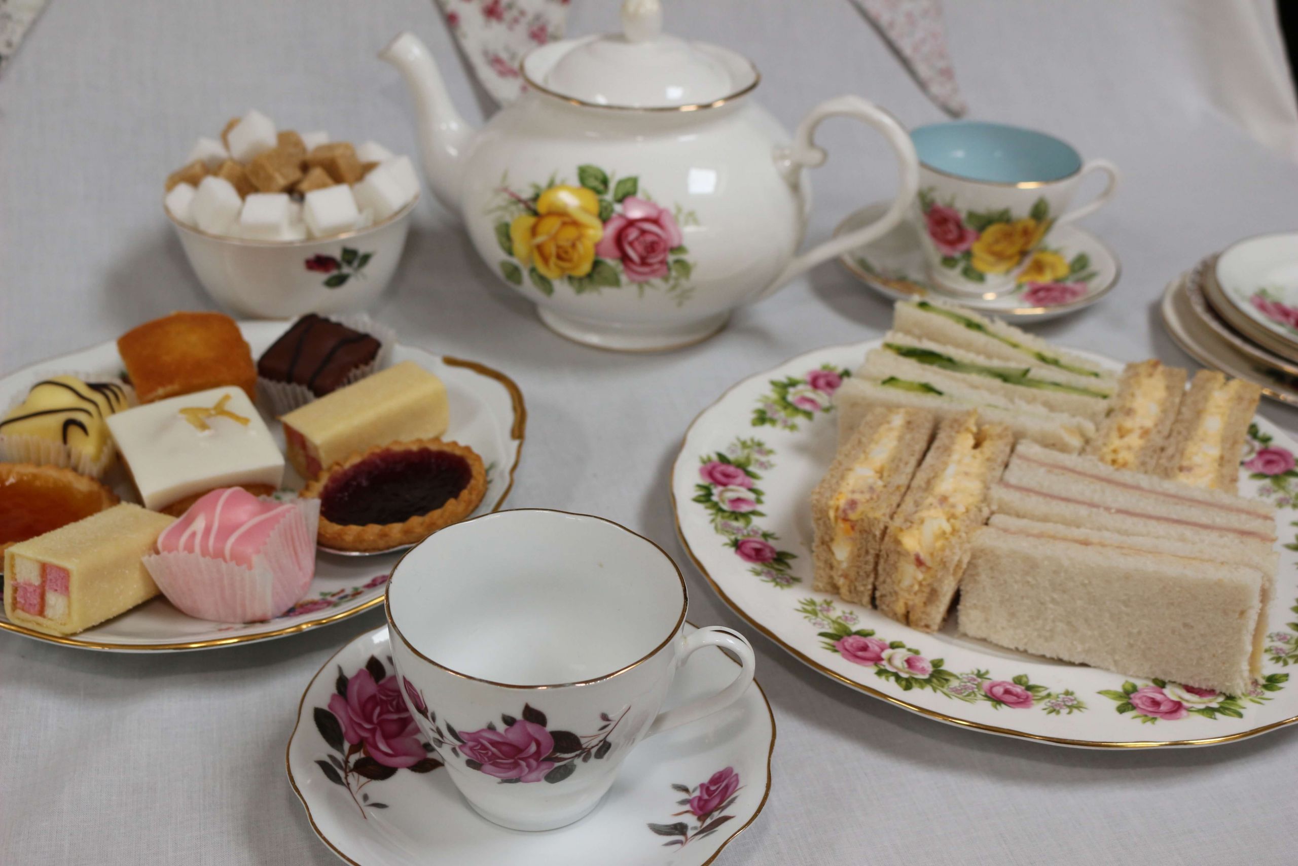 Hi Tea Party Ideas
 10 Ideas to make your Afternoon Tea Party extra special