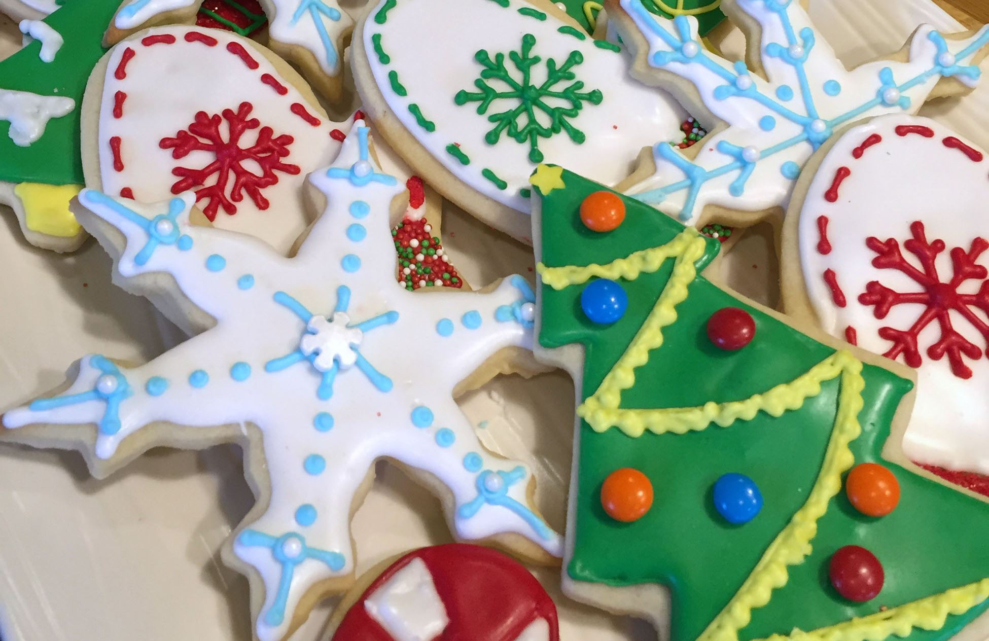 Holiday Cut Out Cookies
 Simple easy tips for rolling out perfect Christmas cut
