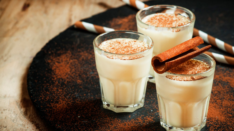 Holiday Eggnog Drinks
 9 warming Christmas drinks from around the world