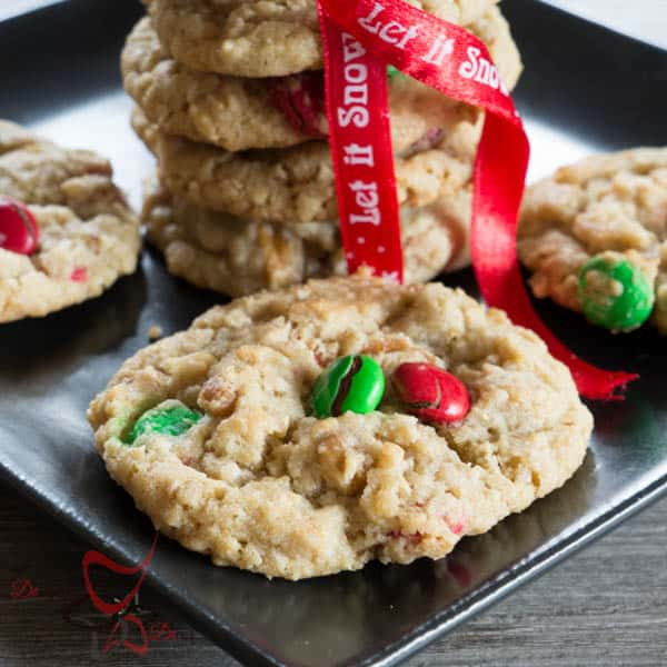 Holiday Oatmeal Cookies
 Holiday Oatmeal Cookies Designed Decor