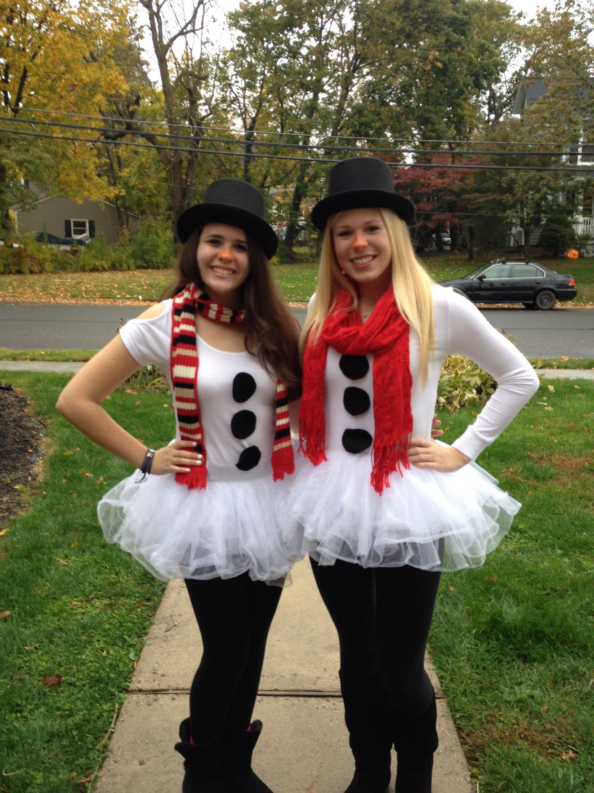 Holiday Party Costume Ideas
 snowman Halloween costume