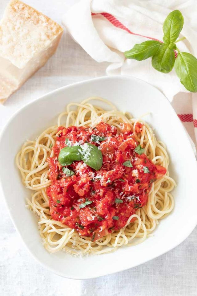 Homemade Spaghetti Sauce From Fresh Tomatoes Real Italian
 Fresh Tomato Sauce Recipe Easy Italian Pasta Sauce