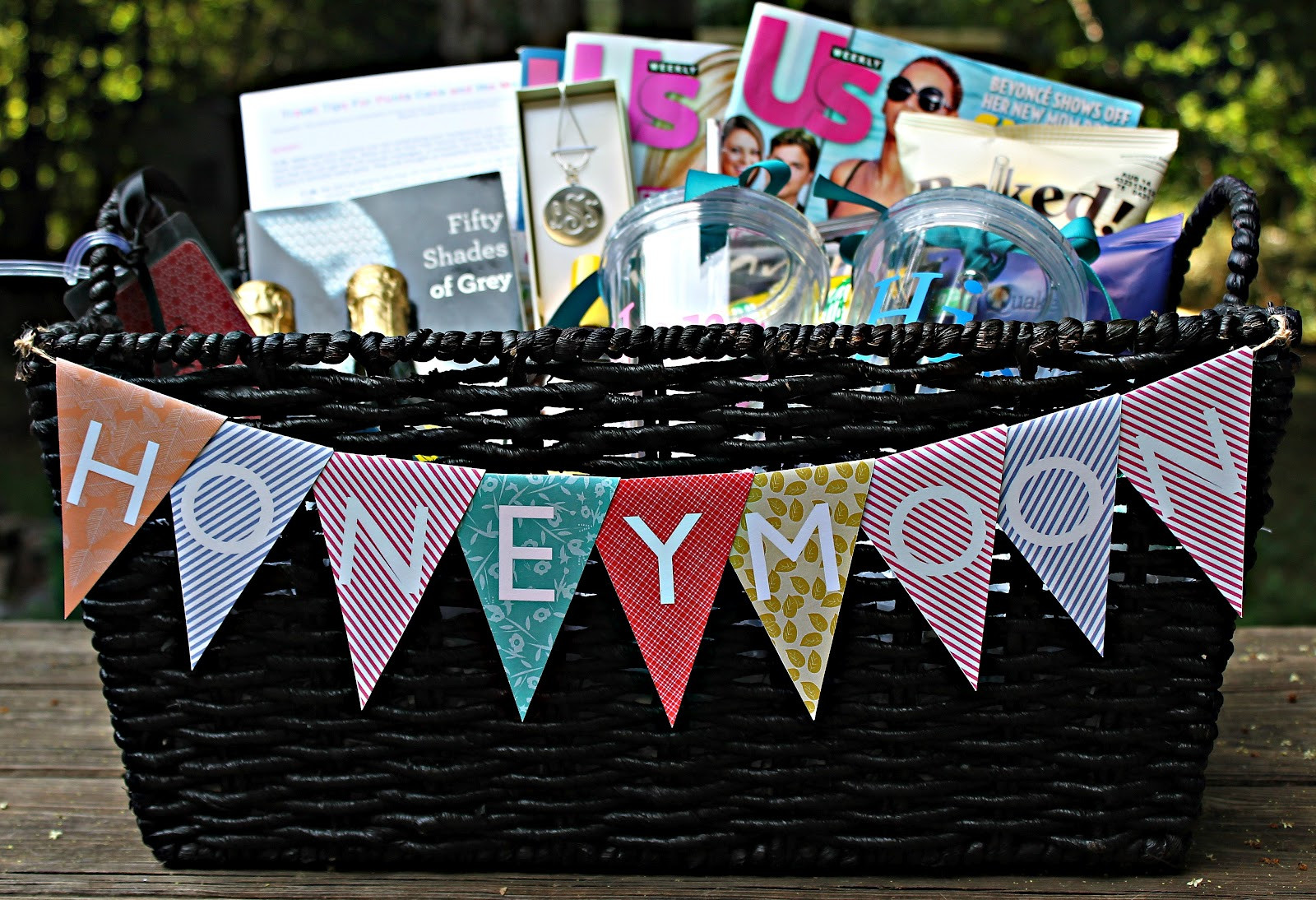 Honeymoon Gift Basket Ideas
 Honeymoon Gift Basket Carolina Charm