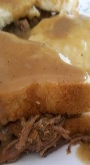 Hot Roast Beef Sandwiches With Gravy   Hot Roast Beef Sandwiches with Gravy Recipe