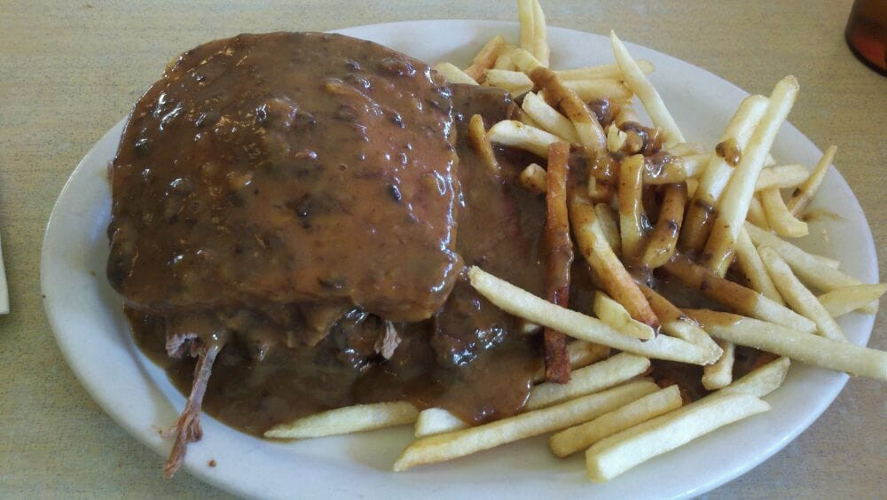 Hot Roast Beef Sandwiches With Gravy   Hot roast beef sandwich with fries and gravy