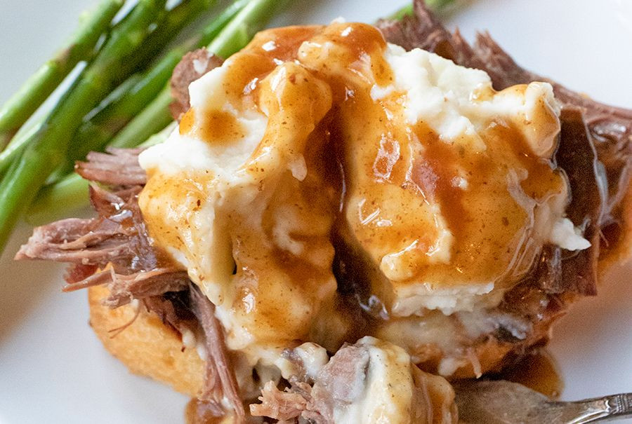 Hot Roast Beef Sandwiches With Gravy   Hot Roast Beef Sandwiches Recipe