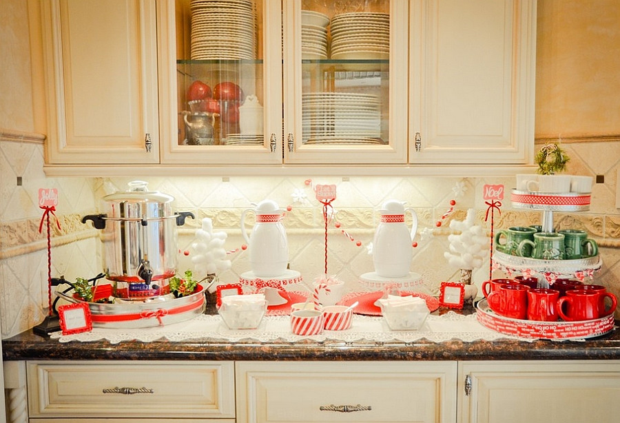House Christmas Party Ideas
 23 Christmas Party Decorations That Are Never Naughty