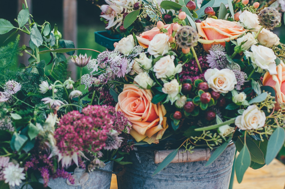 How Much To Spend On Wedding Flowers
 How much should I expect to spend on wedding flowers