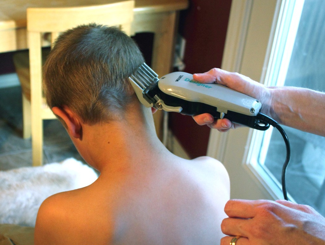How To Cut Boys Hair With Clippers
 How to do a Boy s Haircut with Clippers Frugal Fun For