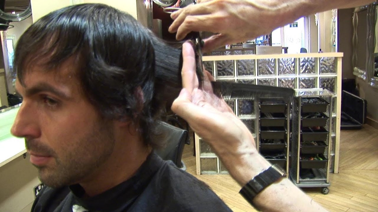 How To Cut Mens Hair
 Men s Medium Length Haircut With Layers Popular Men s