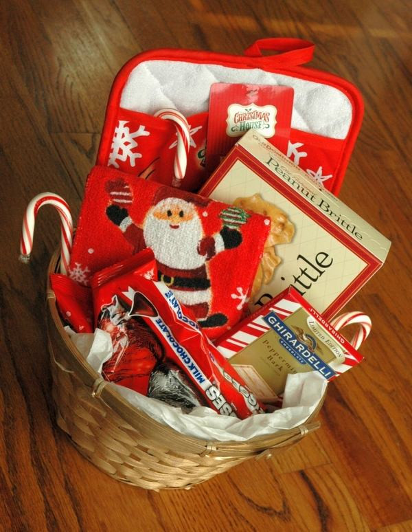 How To Make Gift Baskets Ideas
 Christmas basket ideas – the perfect t for family and