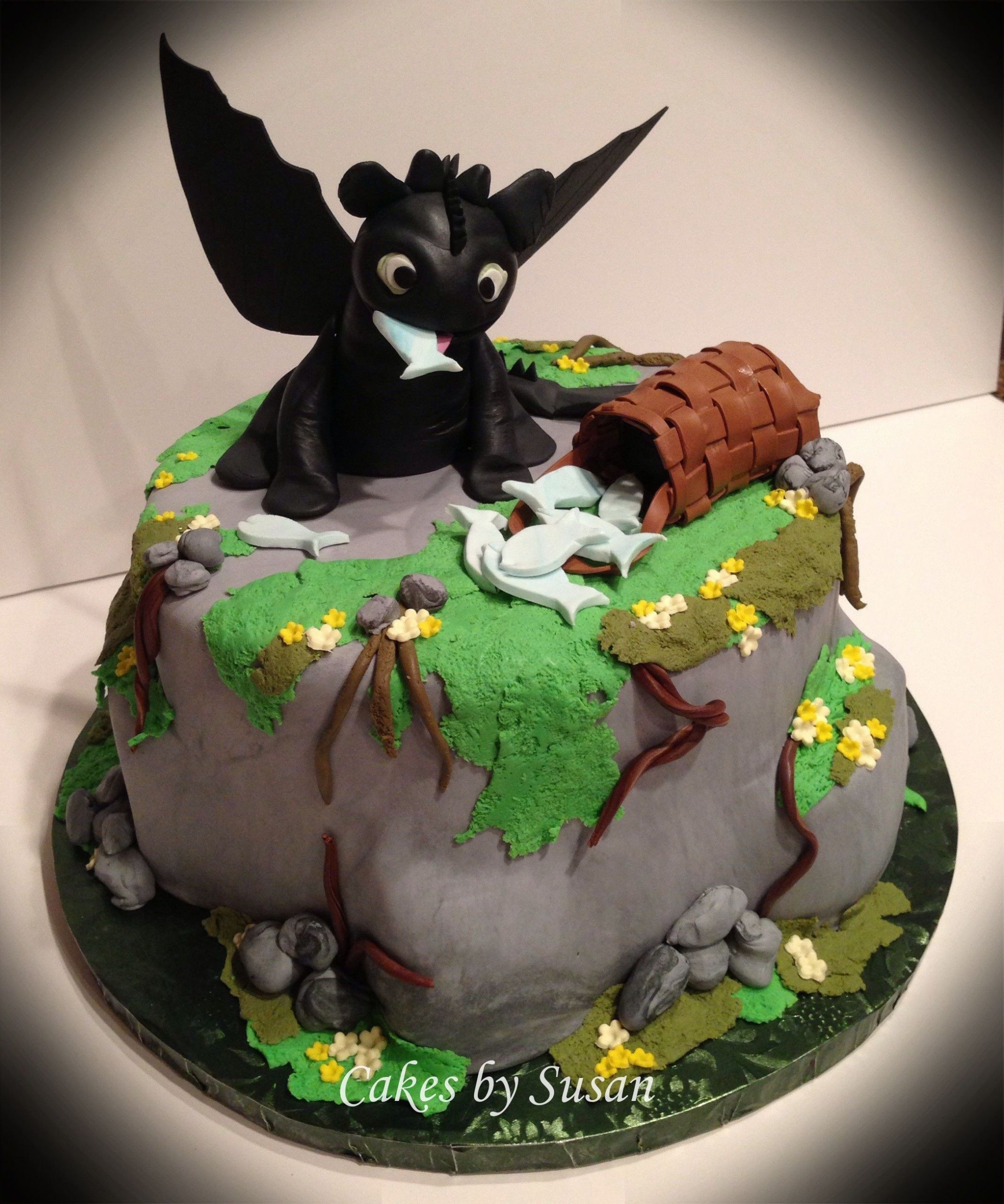 How To Train Your Dragon Birthday Cake
 Birthday Cakes Toothless the dragon birthday cake