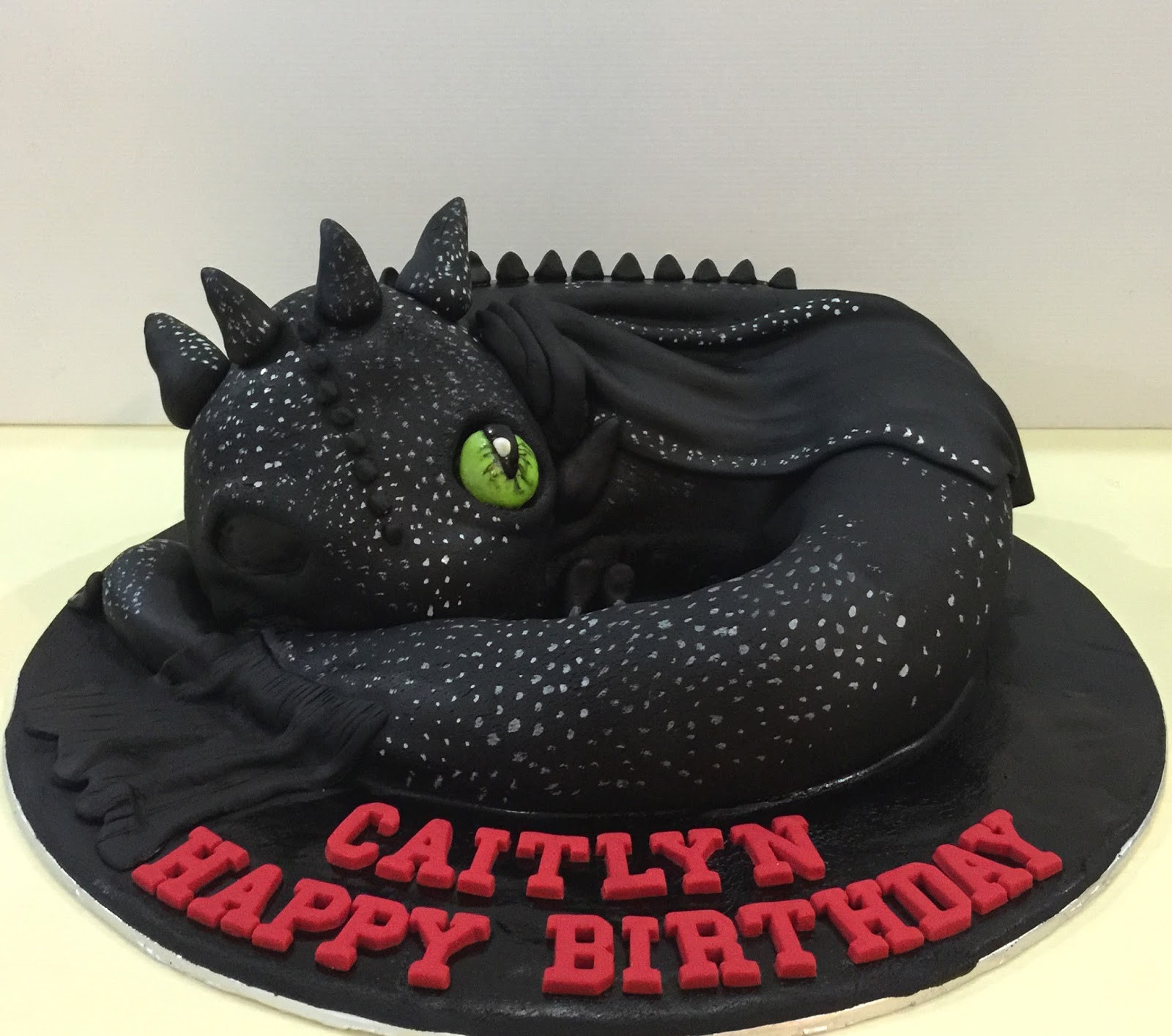 How To Train Your Dragon Birthday Cake
 Cupcake Divinity How to Train Your Dragon Toothless Cake