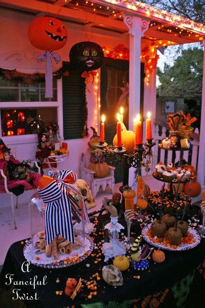 Ideas Decorating Backyard Halloween Party
 609 best Halloween Outdoor Decor images on Pinterest
