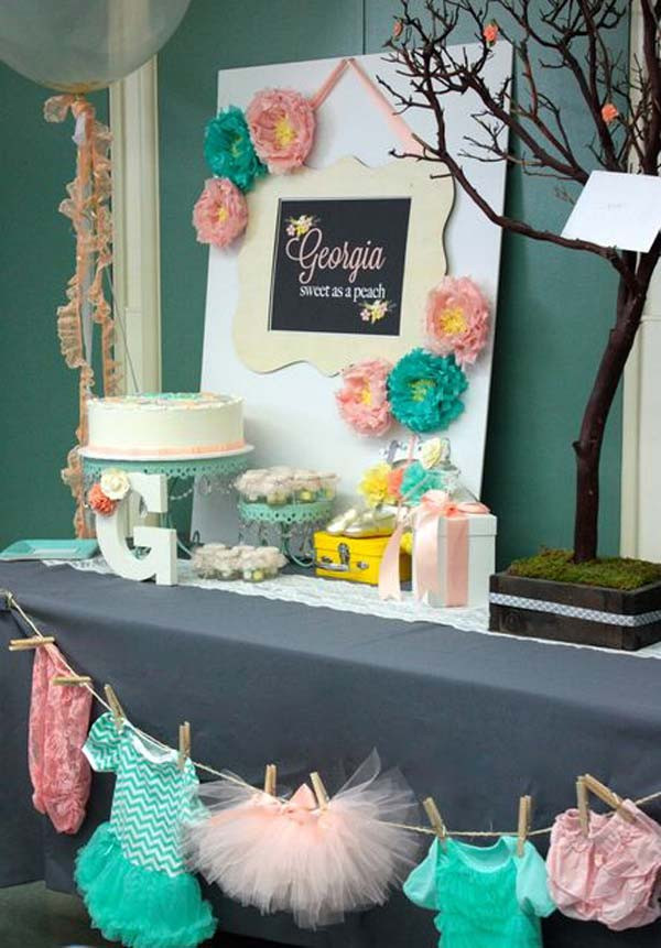 Ideas For Baby Shower Decorations
 22 Cute & Low Cost DIY Decorating Ideas for Baby Shower