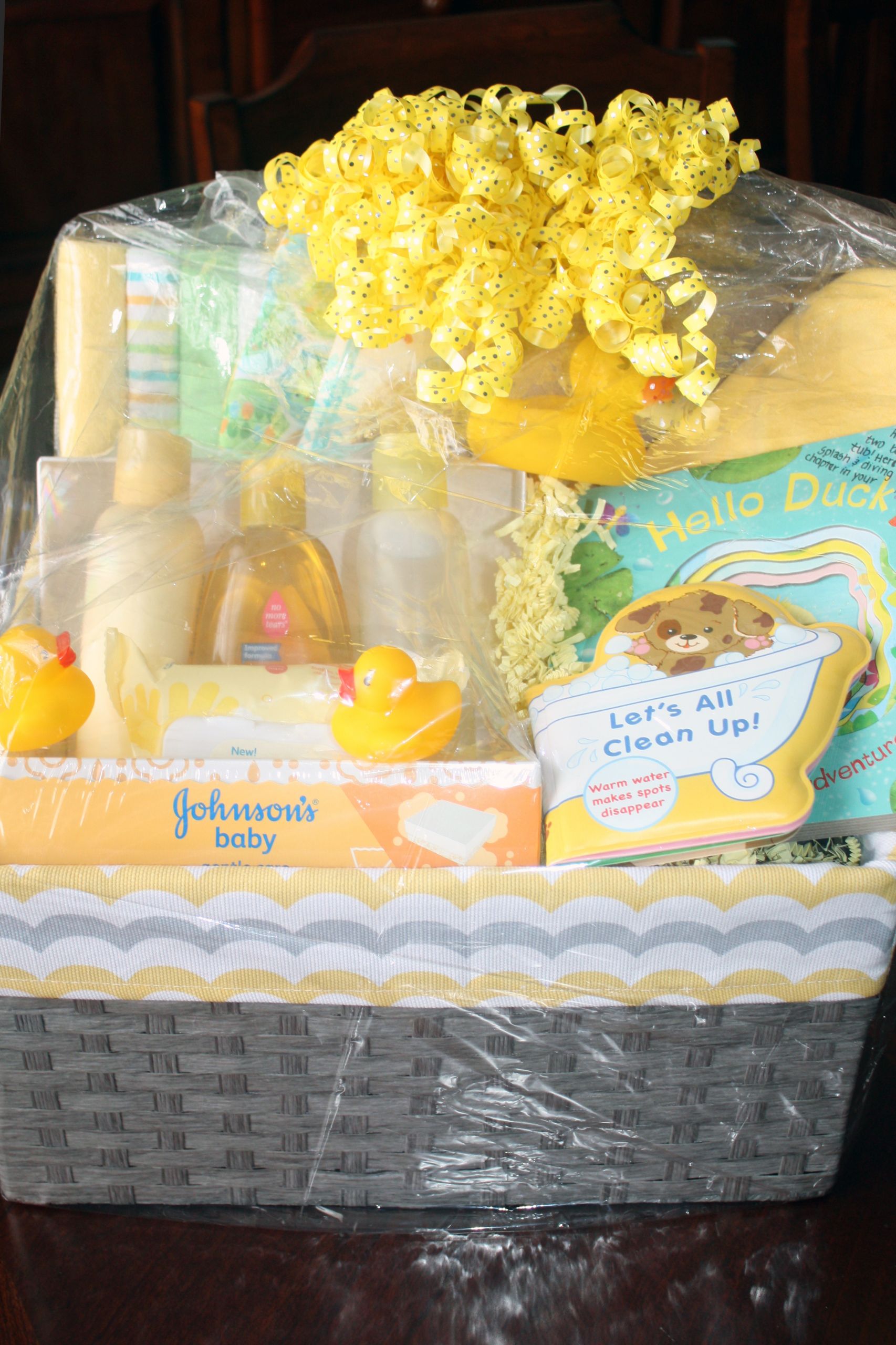 Ideas For Baby Shower Gift Baskets
 Get Creative Baby Shower Gift Basket Ideas