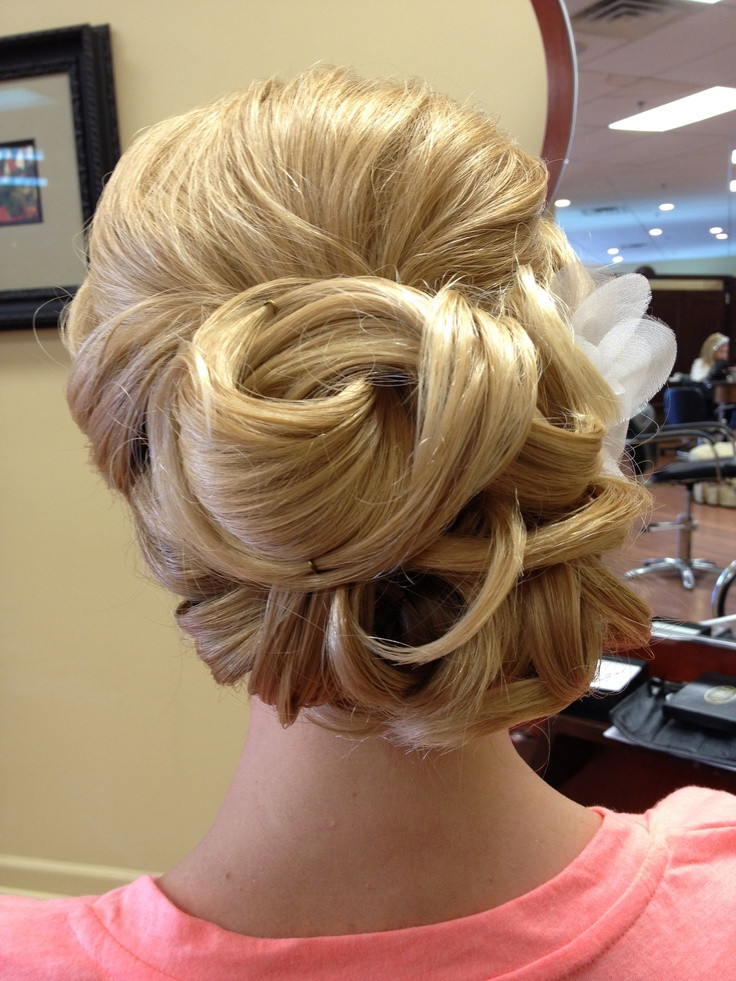 Images Of Updo Hairstyles
 45 Elegant Loose Updo Hairstyles