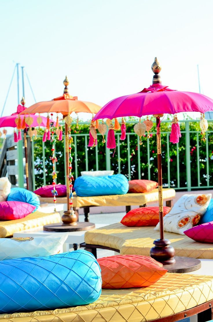 Indian Engagement Party Ideas
 An idea to throw in plenty of colors to make the reception