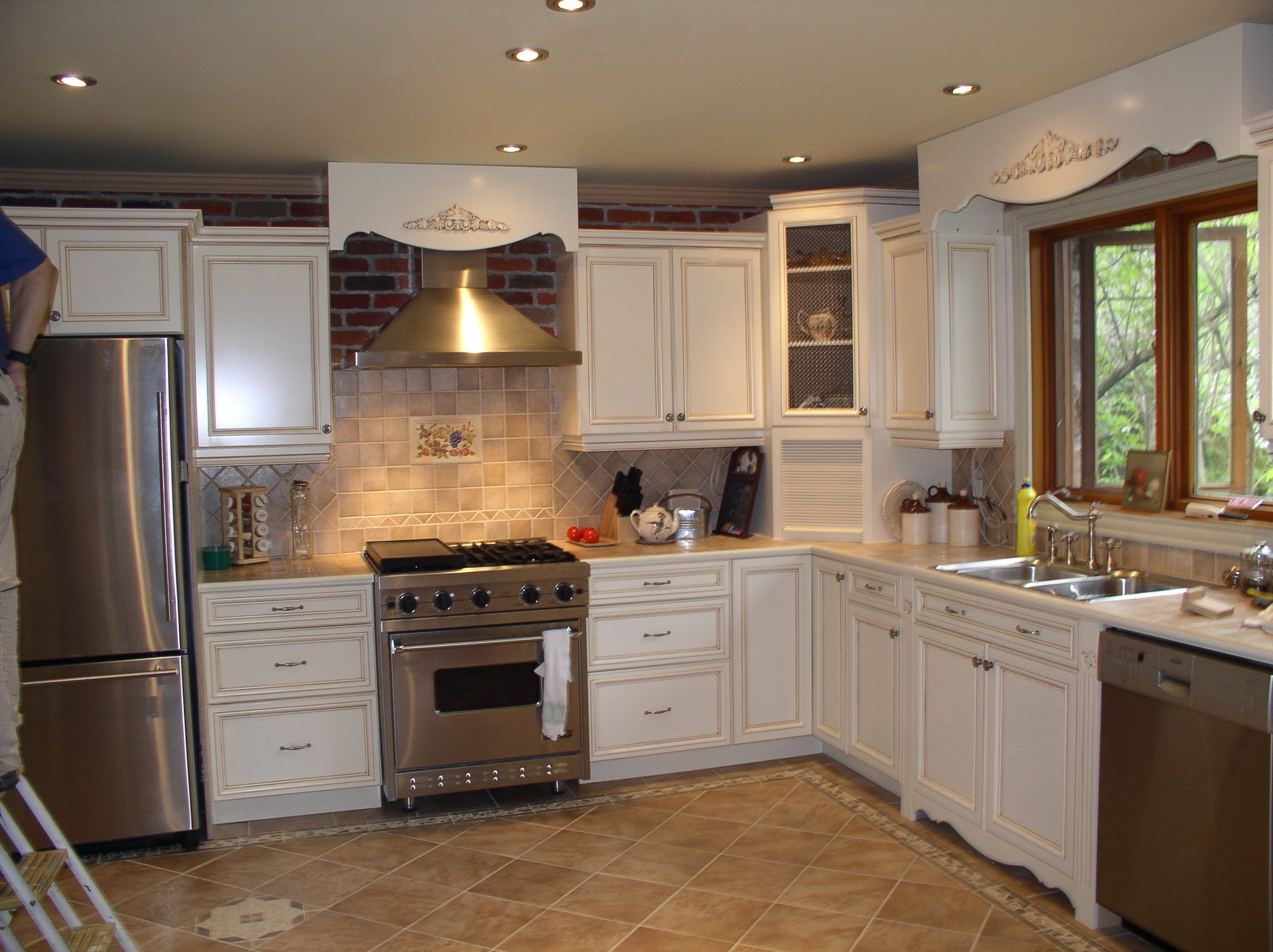 Inexpensive Kitchen Remodel
 Cool Cheap Kitchen Remodel Ideas with Affordable Bud