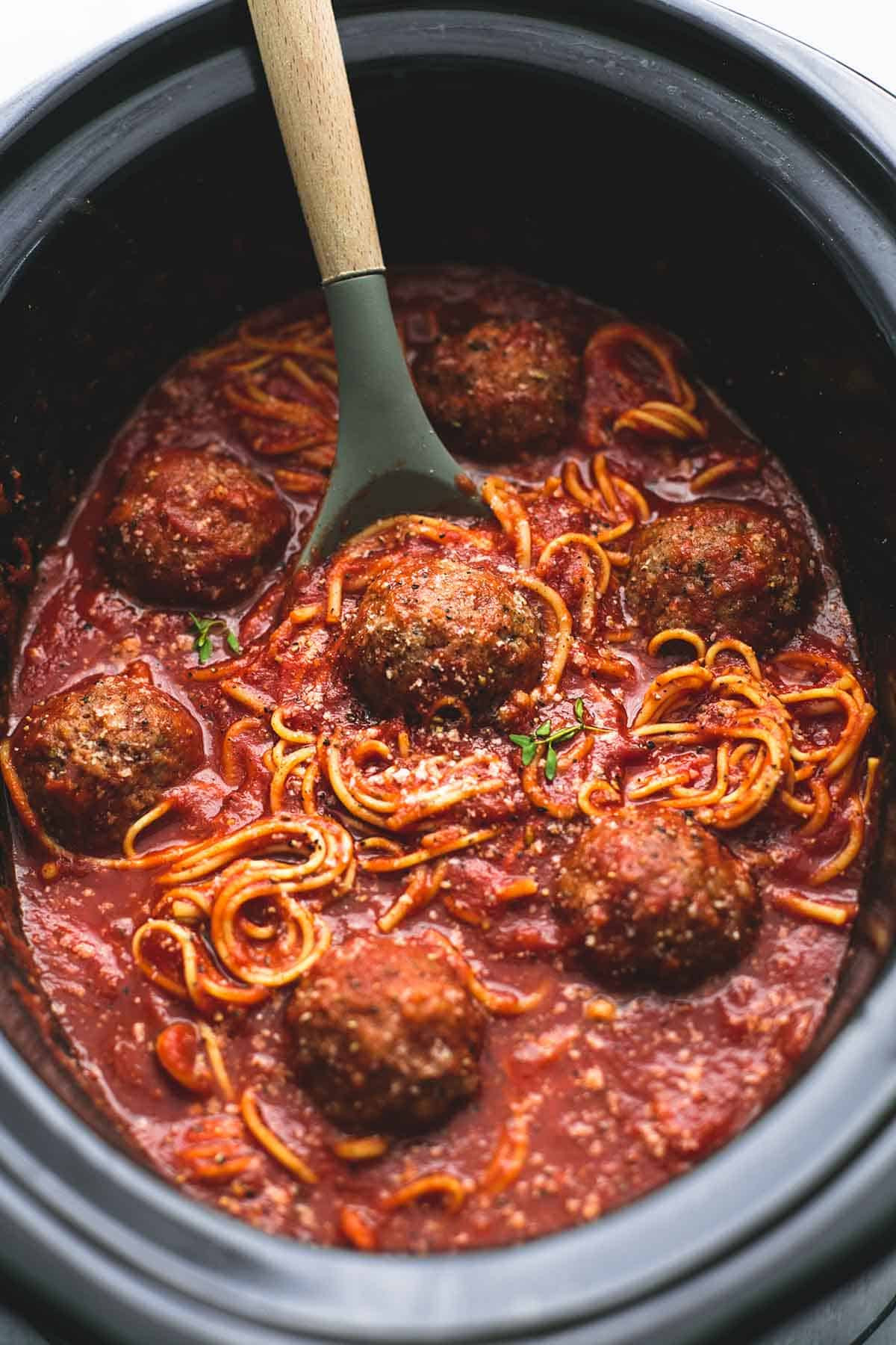 Italian Spaghetti And Meatballs Recipes
 Slow Cooker Spaghetti and Meatballs