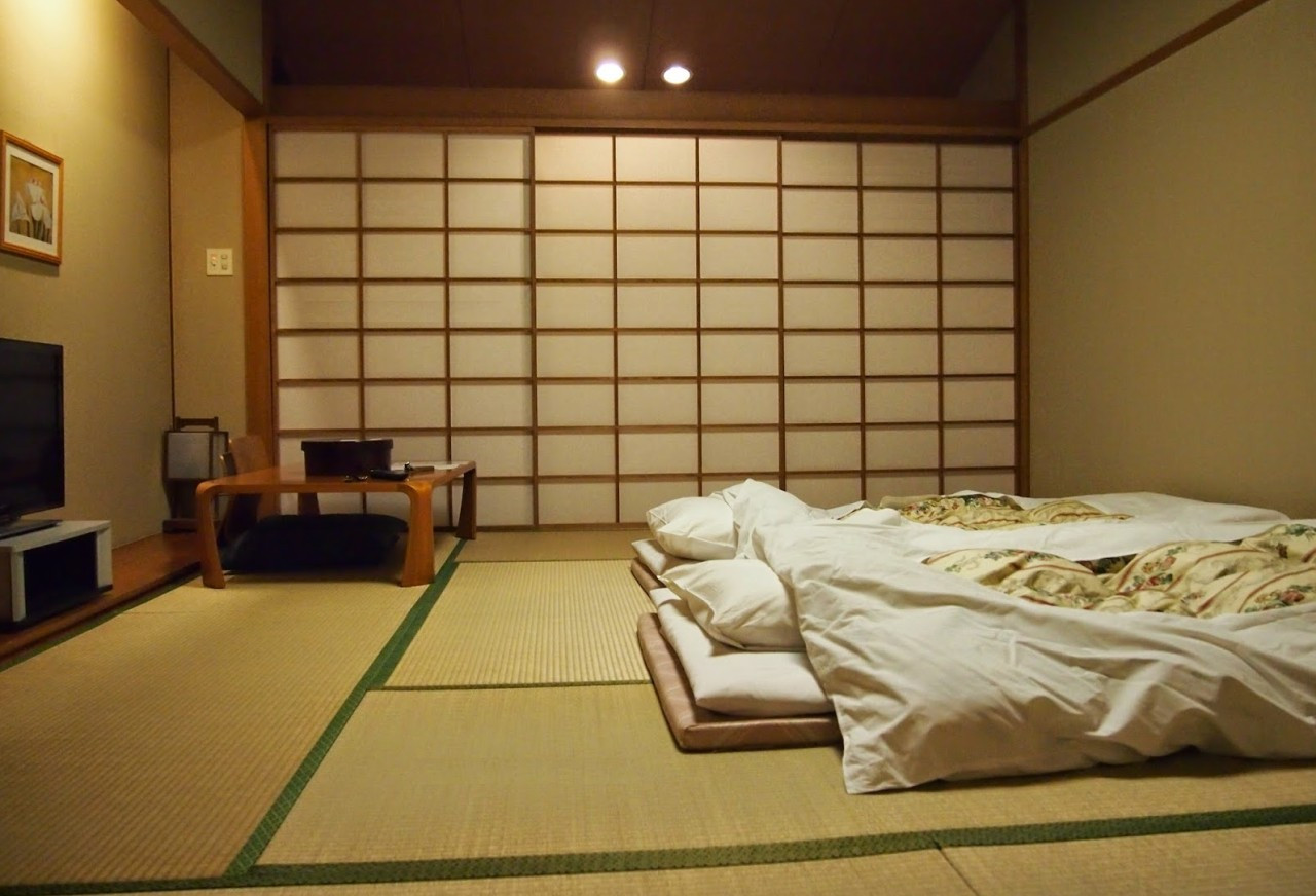 Japanese Bedroom Decor
 Bedroom in Japanese style