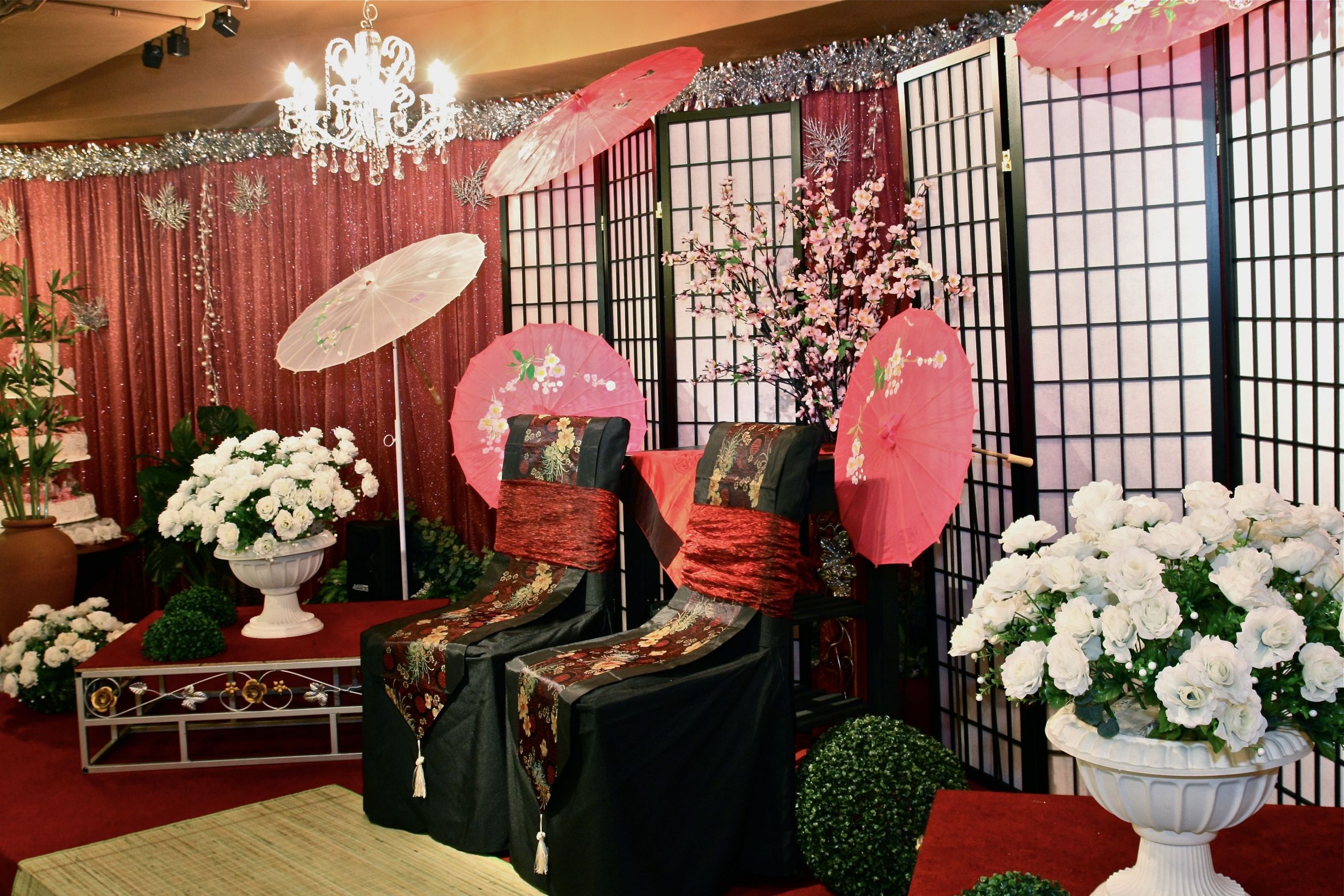 Japanese Themed Wedding
 Japanese or Chinese themed weddings decorations