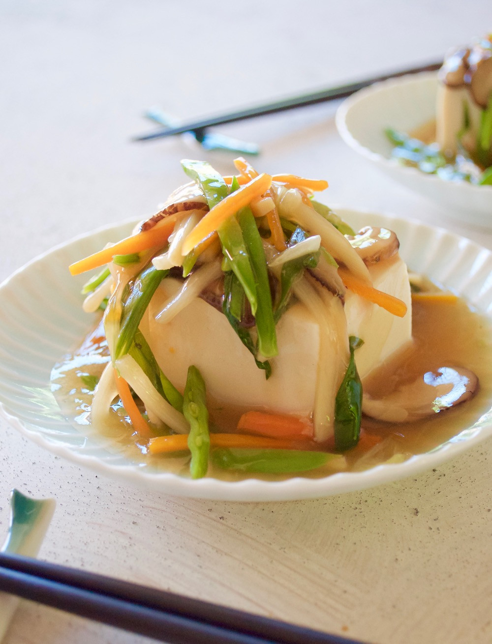 Japanese Tofu Recipes
 Tofu with Ve able Sauce