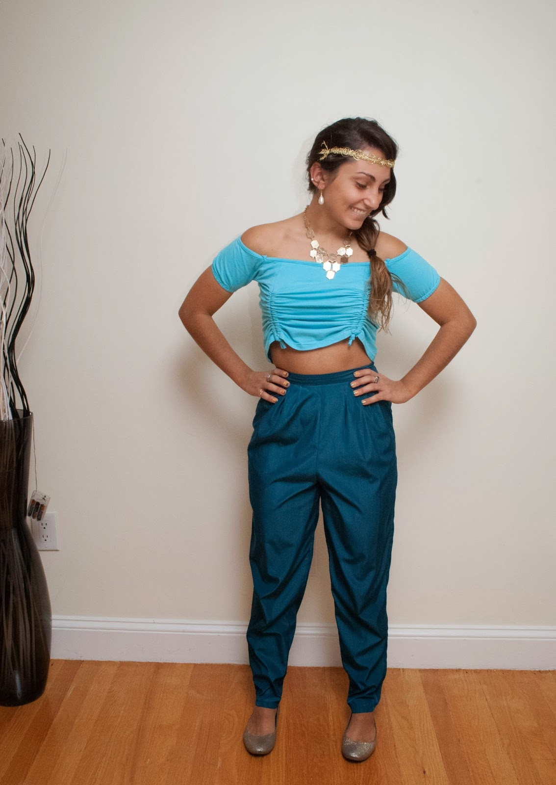 Jasmine Costume DIY
 Halloween Costume Ideas Week 2 of 4 Good better dressed