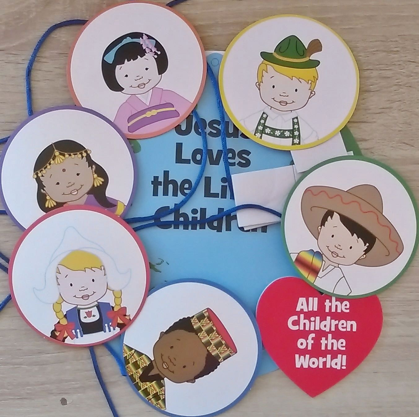 Jesus Loves The Little Children Craft
 Features a map of the world and children dressed in