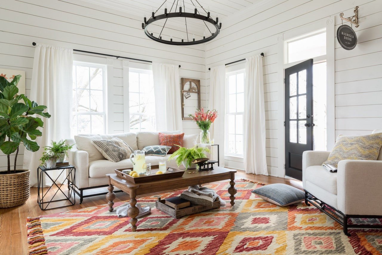 22 Sensational Joanna Gaines Living Room Ideas - Home, Family, Style