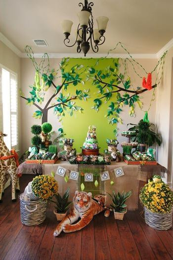 Jungle DIY Decorations
 19 Jungle Safari Themed Boy Party Ideas Spaceships and