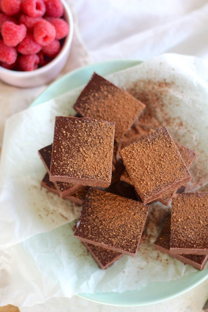 Keto Fudge Brownies
 Raw keto chocolate fudge brownies for your valentine SO GOOD