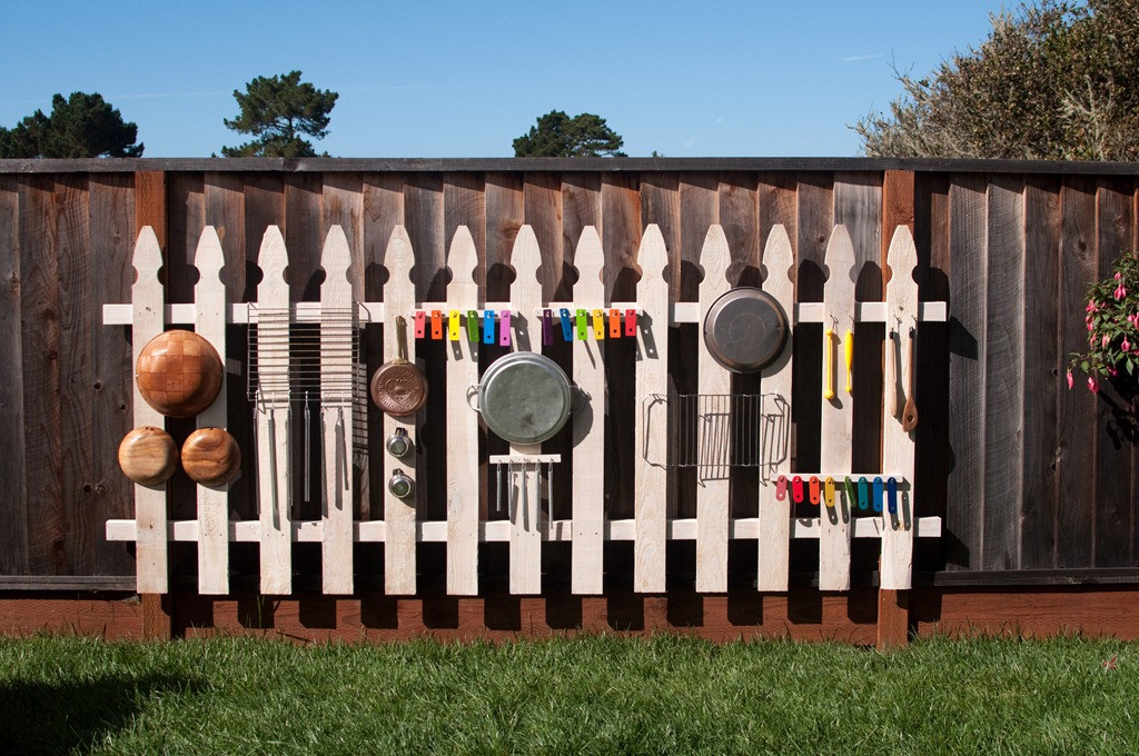 Kid Friendly Backyard Ideas
 Turning The Backyard Into A Playground – Cool Projects