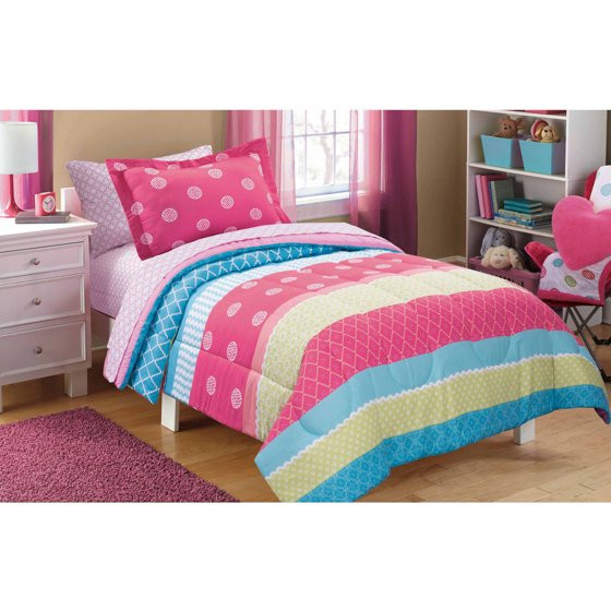 Kids Bedroom Sets Walmart
 Mainstays Kids Mix It Up Bed in a Bag Bedding Set