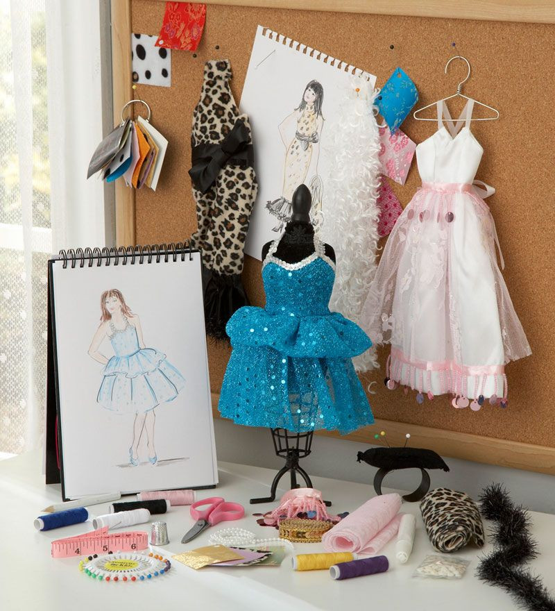Kids Fashion Design Kit
 30 Piece Fashion Design Studio Kit for kids