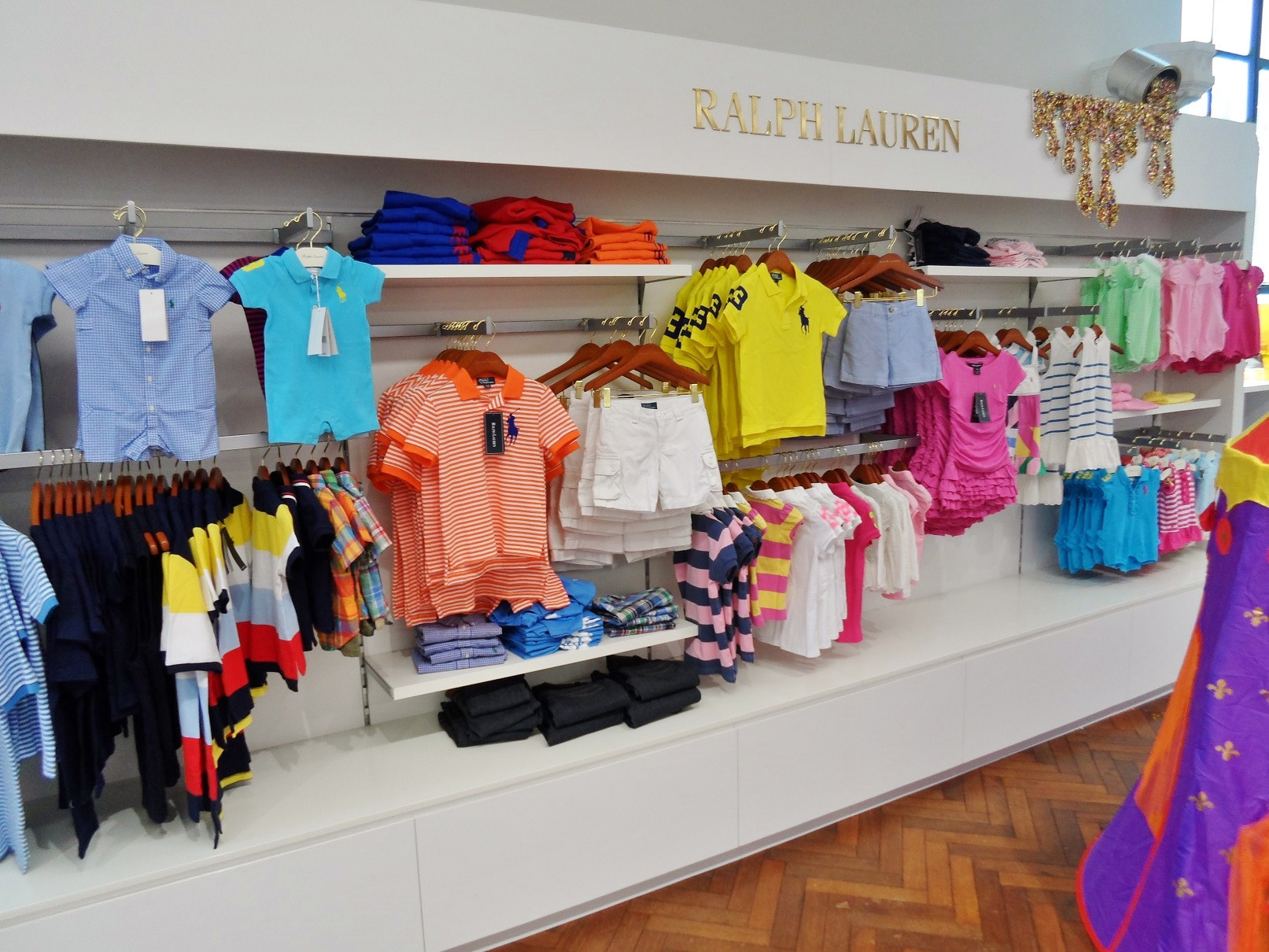 Kids Fashion Stores
 Should You Let Your Kids Choose Their Own Clothes