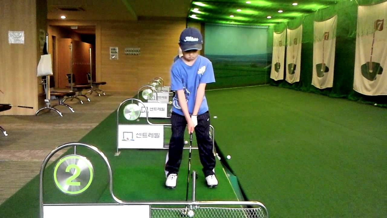 Kids Golf Swing
 Junior Golf Swing 8Years Old Korean Boy Front