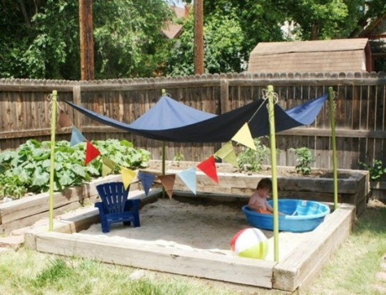 Kids Outdoor Play Area
 46 Creative And Fun Outdoor Kids’ Play Areas DigsDigs